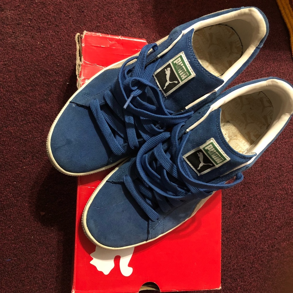 Puma sneakers